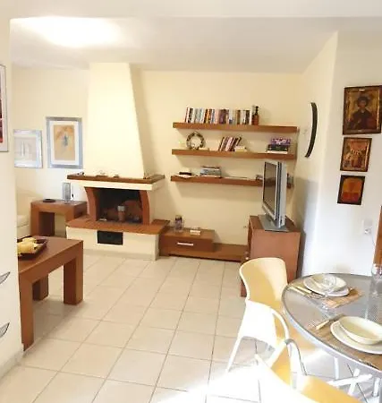 Nikol Elani Villa